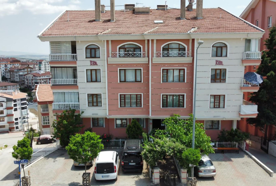 WhatsApp Image 2025-10-17 at 19.11.50 (1)